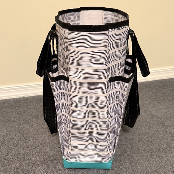Scout Black Trimmed Tote with Turquoise Base and Navy blue wavy lines. NWOT - Picture 4 of 7